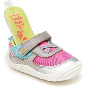 Stride Rite Unisex-Baby Gogo Sneaker in Kuwait