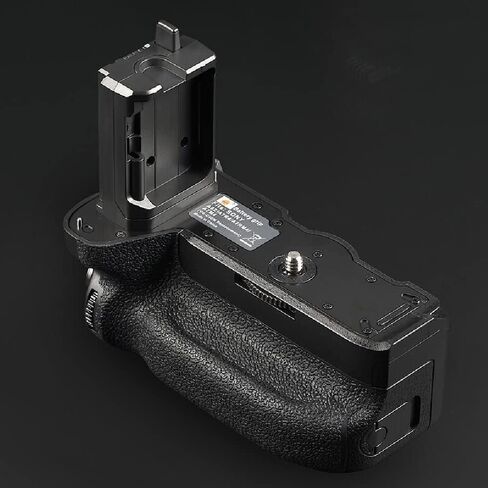 مقبض عمودي VG-C4EM من دي اس تي اي متوافق مع كاميرات سوني غير العاكسة A7RIV، A7IV، A9II، A7SIII، A1، A7SM3، A7RM4 in Kuwait