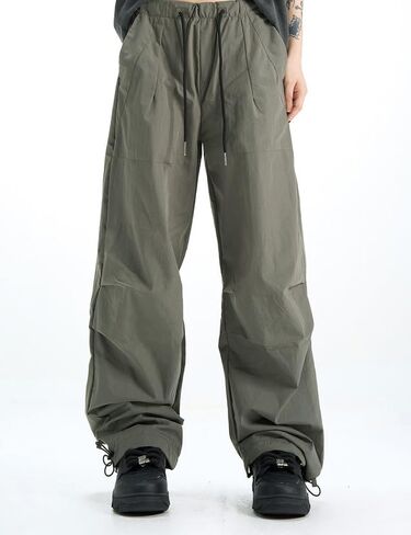American Retro Tooling Paratrooper Pants for Men and Women Loose Straight Wide-Leg Parachute Pants Design Pants in Saudi Arabia