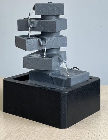 سينهيجو نافورة مياه داخلية لسطح الطاولة بتصميم شلال متتالي من البوليريسين لديكور الطاولة ومصابيح LED مقاس 28 سم in Kuwait