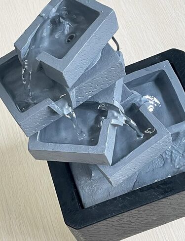 سينهيجو نافورة مياه داخلية لسطح الطاولة بتصميم شلال متتالي من البوليريسين لديكور الطاولة ومصابيح LED مقاس 28 سم in Kuwait