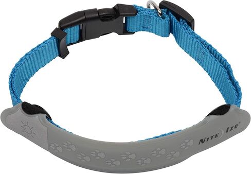 غطاء طوق Nite Ize NiteDog LED - غطاء طوق الكلب المضيء مع ملاءمة عالمية - طوق الكلب المتوهج - أطواق الكلاب المضيئة ليلاً - أطواق المشي ليلاً - وردي مع ضوء LED أحمر in Saudi Arabia