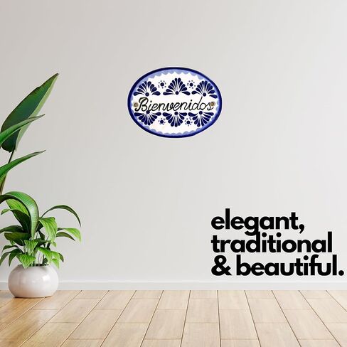 لافتة بلاط منزلي كبير من السيراميك من Casa Fiesta Designs Bienvenedo Talavera - مصنوعة يدويًا - 25.4 سم × 20.32 سم أزرق وأبيض - Bienvendos Azul y Blanco in Kuwait