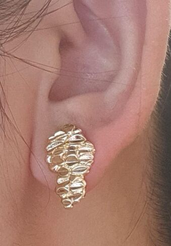 أقراط مسمارية مطلية بالذهب للارتداء اليومي in Kuwait