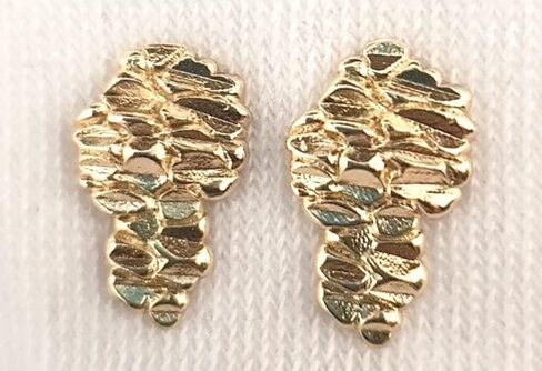 أقراط مسمارية مطلية بالذهب للارتداء اليومي in Kuwait