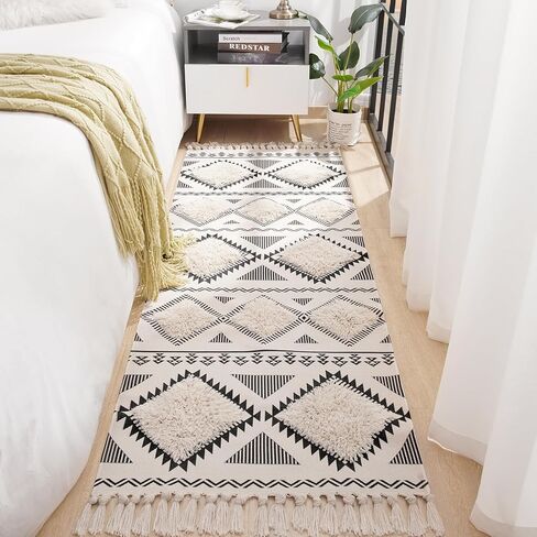 Chicrug 2x3 Runner Rug for Bedroom Bedside, Geometric Washable Doormat Hallway Runner Carpet for Bathroom Laundry Kitchen Room, Farmhouse Woven Tassel Room Decor Throw Rug, Cream/Black in Kuwait