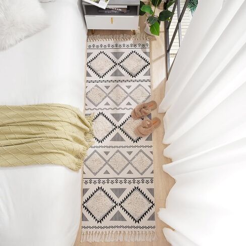 Chicrug 2x3 Runner Rug for Bedroom Bedside, Geometric Washable Doormat Hallway Runner Carpet for Bathroom Laundry Kitchen Room, Farmhouse Woven Tassel Room Decor Throw Rug, Cream/Black in Kuwait