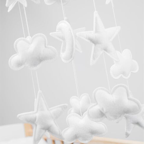 سرير أطفال ستار آند كلاودز - هاتف محمول جميل محايد للجنسين مع سحب بيضاء ونجوم in Kuwait