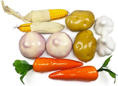 10 قطع من الخضروات الاصطناعية، بطاطس وهمية وجزر وثوم وبصل ذرة، خضروات مزيفة واقعية نابضة بالحياة لتزيين المطبخ in Kuwait