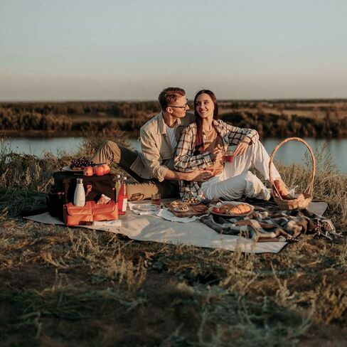 اوليز بطانية نزهة مع حزام حمل - سجادة نزهة خارجية مقاومة للماء - بطانية كبيرة جدًا قابلة للطي in Kuwait