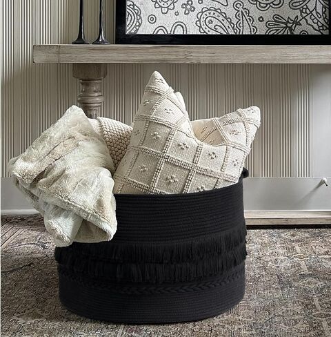 سلة تخزين كبيرة جدًا من TIMEYARD، سلة سوداء مقاس 21.7 بوصة × 13.8 بوصة مع مقبض للبطانيات وصندوق ألعاب الكلاب، وسلة مزخرفة وسلال غسيل للأطفال للملابس والوسائد والمناشف، 90 لترًا باللون الأسود in Kuwait