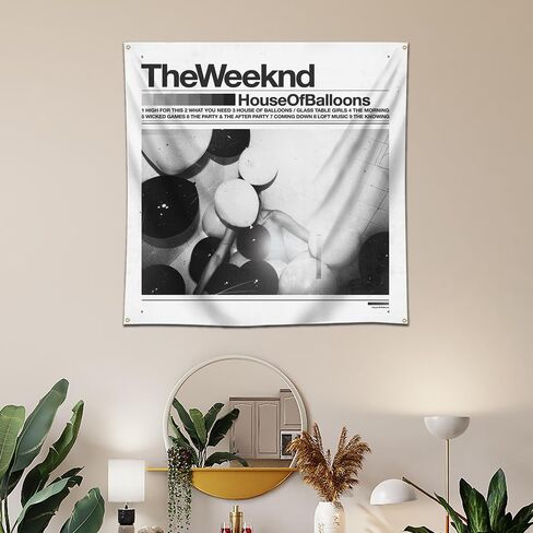 بساط حائط من هوكيدو مقاس 3 × 3 قدم بتصميم بيت البالونات والالبوم الموسيقي المعلق in Kuwait