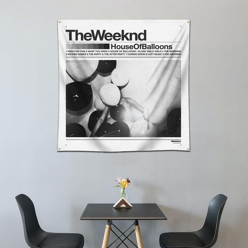 بساط حائط من هوكيدو مقاس 3 × 3 قدم بتصميم بيت البالونات والالبوم الموسيقي المعلق in Kuwait