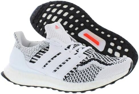 adidas Ultraboost 5.0 DNA (Big Kid) أبيض/أبيض/أسود 5 Big Kid M in Kuwait