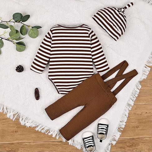 ملابس الأطفال الأولاد حديثي الولادة لفصل الخريف والشتاء ملابس للأولاد بأكمام طويلة مخططة رومبير وزرة وسراويل بحمالات ومجموعة ملابس وقبعة in Kuwait