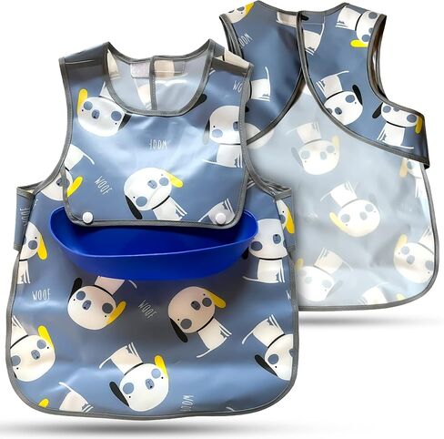 Plastic bib. Easiest bib to clean ever. No washer/dryer or scrubbing needed. 1T-3T in Saudi Arabia