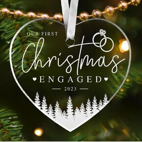 هدايا الخطوبة للازواج - زينة عيد الميلاد الاول لعام 2023 - هدايا جديدة للزوجين - زينة خطوبة للكريسماس 2023، زينة عيد الميلاد 2023 - زخرفة اكريليك in Kuwait