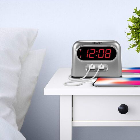ساعة منبه بمنفذ USB مزدوج in Kuwait