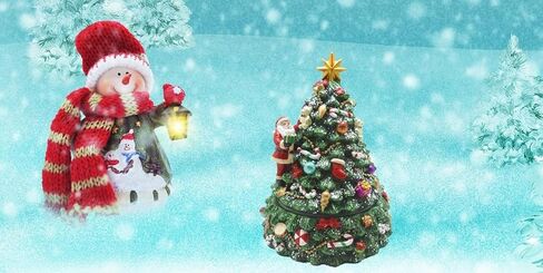 شجرة عيد الميلاد مع تيدي بير من لايت آدر، هدايا وموسيقى عيد الميلاد تلعب في مادة البولي الراتنج in Kuwait