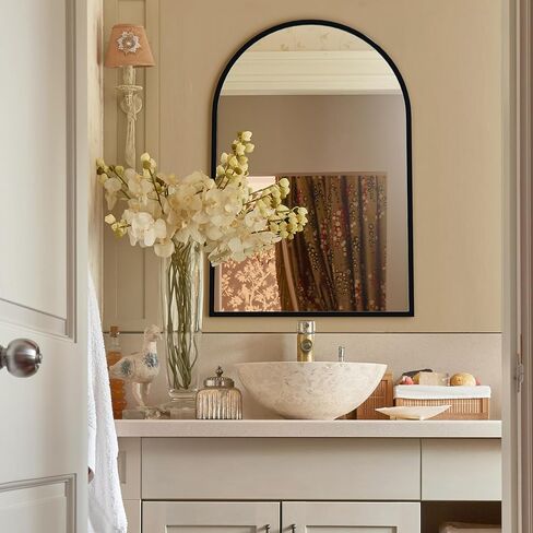 مرآة حائط مقوسة من FuQiBasics، مرآة زينة للحمام مقاس 60.96 سم × 91.44 سم، مرآة فريدة مثبتة على الحائط، مرآة مقوسة سوداء حديثة لغرفة المعيشة، المدفأة، غرفة النوم، المدخل in Kuwait