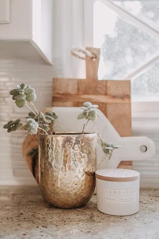 شمعة معطرة بالرمال والضباب - خشب الصندل والفانيليا - روائح وأحجام إضافية - فتيل خالٍ من الرصاص مصنوع من القطن بنسبة 100% - شموع فاخرة معطرة للهواء - ديكور منزلي مثالي - 12 أونصة in Kuwait