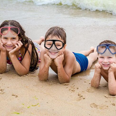 نظارات سباحة مع غطاء انف وسدادات اذن للسباحة - نظارات حمام السباحة من الزجاج المقوى مع غطاء انف - قناع غوص شفاف للاطفال والشباب - قناع غوص سكوبا مضاد للضباب مع غطاء انف - 3 قطع in Kuwait