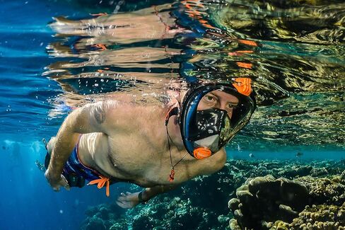 أقنعة الغوص في المحيط المرجاني in Kuwait