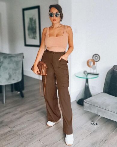 luvamia 2023 Cargo Pants Women Baggy High Waisted Wide Leg Trousers with Pockets Casual Elastic Waist Stretchy Y2K Pants in Saudi Arabia