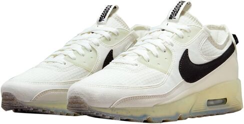 Nike Men's Sneaker in Saudi Arabia