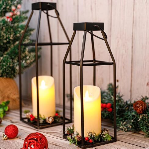 فوانيس شموع معدنية سوداء مزخرفة للاستخدام الداخلي والخارجي، مجموعة حامل شموع ريفية مع شمعتين LED واقعيتين، فانوس ريفي عصري للشرفة الامامية والمدفاة وطاولة الطعام in Kuwait
