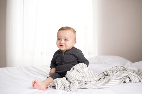 Copper Pearl Large Premium Knit Baby Swaddle Receiving Blanket Grey and White Everest in Saudi Arabia