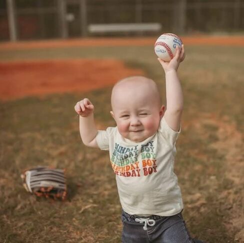 مجموعة ملابس Viworld The عيد ميلاد الصبي للأطفال الأولاد بأكمام قصيرة وقميص مطبوع عليه حروف من قماش الدنيم وبنطلون قصير على شكل كعكة سماش in Kuwait