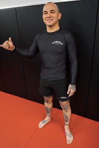 Flowhold Fundamentals Long Sleeve Compression MMA BJJ Wrestling Cross Training Rash Guard Top Jiu Jitsu in Saudi Arabia