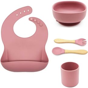 مجموعة تغذية الأطفال المكونة من 5 قطع من أطباق العشاء وأدوات المائدة المصنوعة من السيليكون، أوعية فطام الأطفال من سانتي آند مي مع شفط ومرايل سيليكون وملعقة وشوكة وأكواب للأطفال الصغار (وردي داكن) in Kuwait