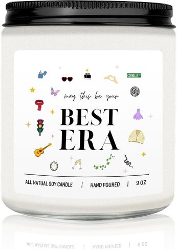شمعة معطرة بعبارة May This Be Your Best Era من سينغر انسبايرد - شمعة لافندر الصويا الطبيعية - 9 اونصة، فكرة هدايا رائعة للكريسماس، هدية عيد ميلاد للمعجبين، هدايا ممتعة in Kuwait