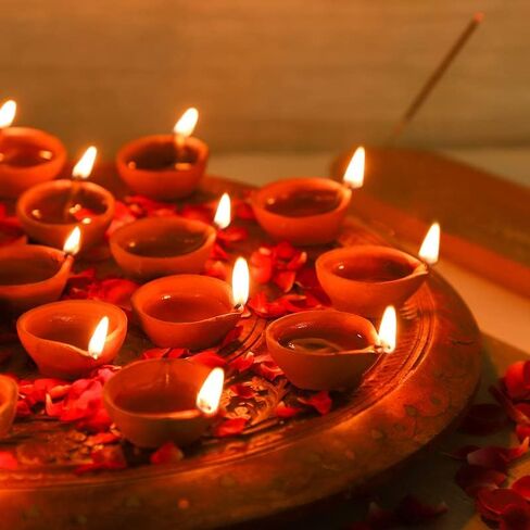 Clay Diya Diwali Diyas [12 قطعة] مصباح Diya لبوجا - Mitti Earth Terracotta Diya - ديكور ديوالي عناصر الهدايا الهندية Hashcart® in Kuwait