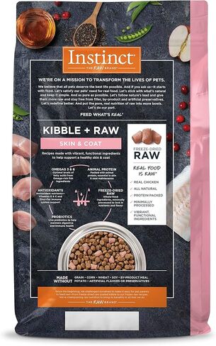 وصفة غريزة خام لتعزيز صحة الجلد والمعطف خالية من الحبوب مع طعام الكلاب الجاف الطبيعي والدجاج الحقيقي من Nature's Variety، حقيبة بوزن 18 رطل in Kuwait