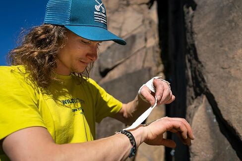 Wild Country Friends Rock Climbing Cams - Lightweight, Active Protection for Trad & Alpine Climbing in Saudi Arabia