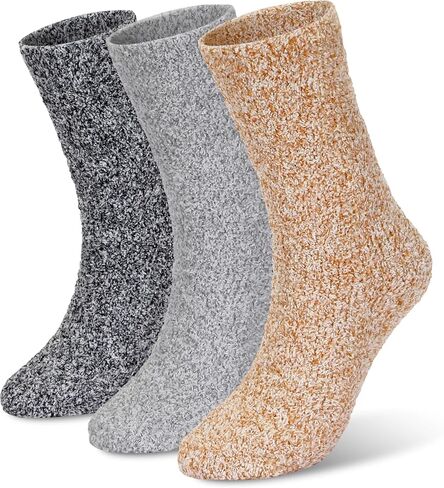 MONFOOT Women's and Men's 2-3 Pack Super Soft Warm Fuzzy Cozy Slipper Crew Socks in Kuwait