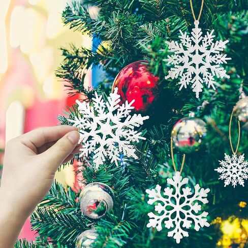 36 قطعة من الحلي البلاستيكية ندفة الثلج، أحجام متنوعة لامعة بيضاء بريق ندفة الثلج عيد الميلاد زينة زينة معلقة لتزيين عيد الميلاد والحرف والزفاف والزخرفة in Kuwait