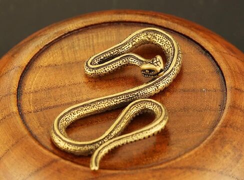 DMtse Chinese Feng Shui Brass Mini Antique Snake Statue Ornaments Meditation Serene Statue Figurine for Animal Sculpture Collectibles in Saudi Arabia