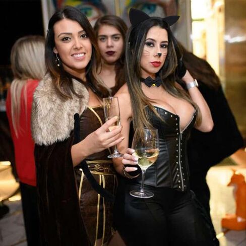 مجموعة أزياء بانديكور للقطط الهالوين مكونة من 3 قطع، وعصابة رأس لأذن القطة، وذيل قطة in Kuwait