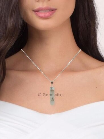 Wholesalegemshop GEMSCITE كريستال شفاء قلادة قلادة - حماية منظف الطاقة السلبية الإجهاد الطبيعي - حجر أصيل على الفضة مطلي 18 "سلسلة شقرا شفاء سحر in Kuwait