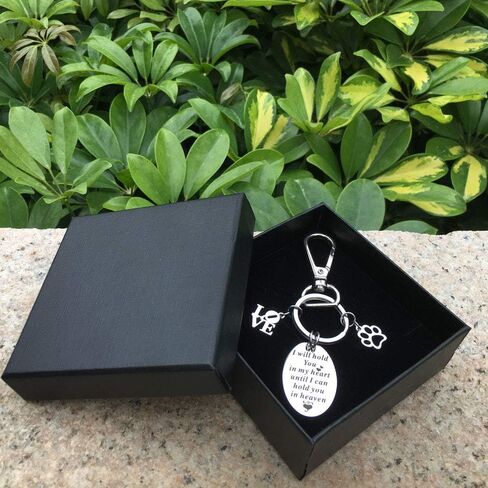 Pet Memorial Keychain- Personalized Loss of Pet Gift Stamped with Sympathy Poem and Paw Print Pendant for Family Dog Cat in Kuwait