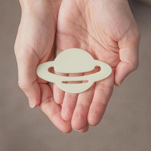 Happy Hippo 444 يتوهج في النجوم المظلمة للسقف مع القمر الإضافي والأرض وزحل وكوكبة Big Dipper؛ مستلزمات تخزين عيد الميلاد للأطفال، نجوم متوهجة للأطفال in Kuwait