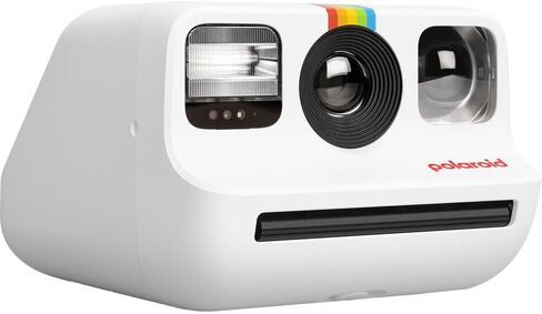 مجموعة كاميرا Polaroid Go Generation 2 للأفلام الفورية مع فيلم Polaroid GO الملون، وحزمة مزدوجة وألبوم صور لمطبوعات Instax + القماش (4 قطع) (أبيض) in Kuwait