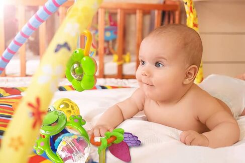 9pcs Baby First Rattle Teether Toy Gift Set with Storage Box for Infant Newborn Baby Girl 3 6 9 12 18Month Pink in Kuwait