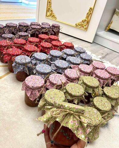 50 Pieces% 100 Cotton Flowered Pattern Fabric Jar Cover Cloth- 6.7'' Jar Cover Cloth With 50 Pieces Beaded Jute Rope in Kuwait