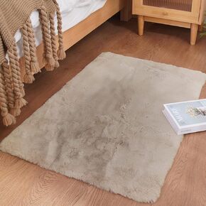 Ghouse Ultra Soft Faux Rabbit Fur Rug 2x3, Machine Washable Area Rugs for Bedroom Fluffy Rugs for Living Room, no-Shedding Carpet Sheepskin Rug Grey in Kuwait