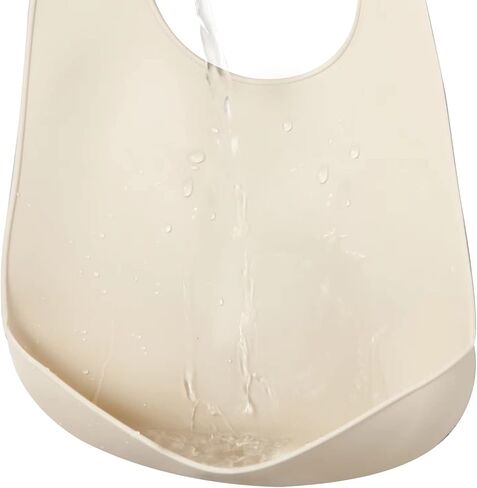 PandaEar Portable Baby Seat Travel & 3 Pack Waterproof Silicone Baby Bibs in Saudi Arabia